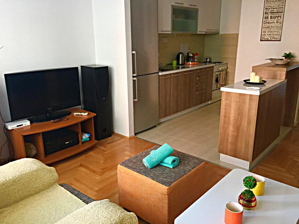 Regina'S Apartments Скоп'є Екстер'єр фото