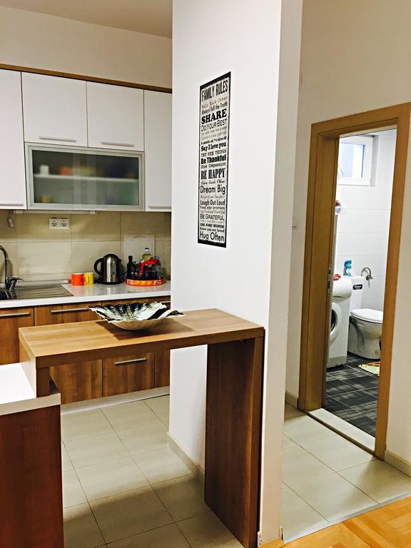 Regina'S Apartments Скоп'є Екстер'єр фото