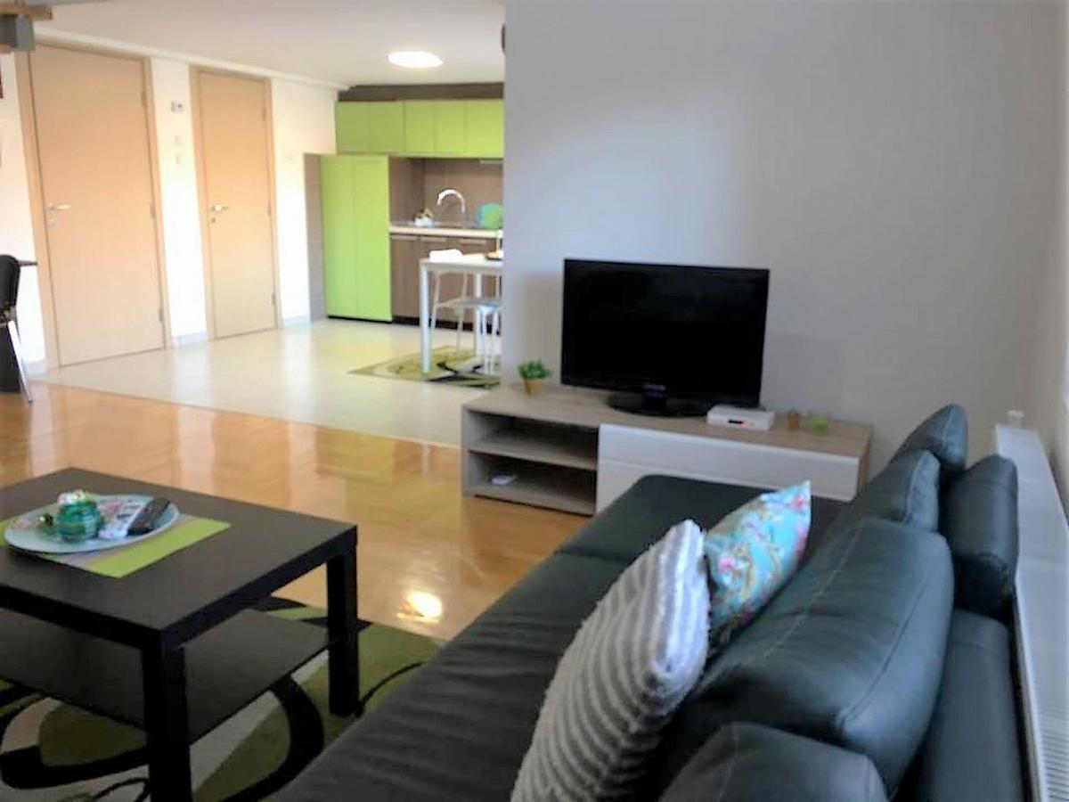 Regina'S Apartments Скоп'є Екстер'єр фото