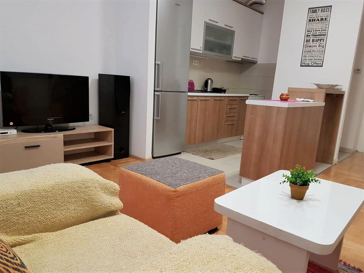 Regina'S Apartments Скоп'є Екстер'єр фото