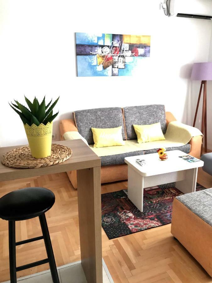 Regina'S Apartments Скоп'є Екстер'єр фото