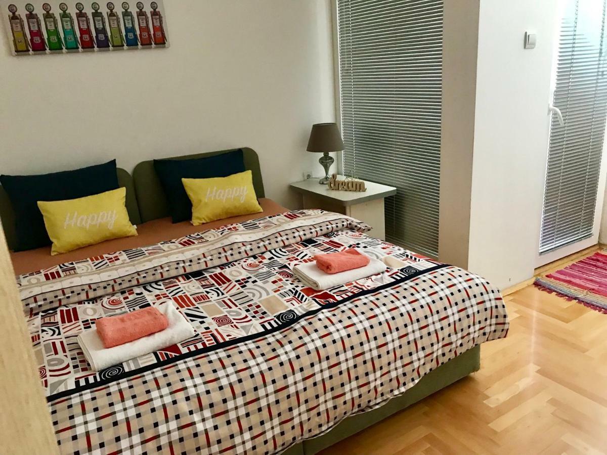Regina'S Apartments Скоп'є Екстер'єр фото
