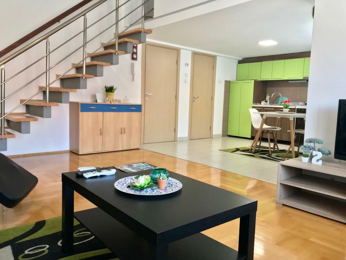 Regina'S Apartments Скоп'є Екстер'єр фото